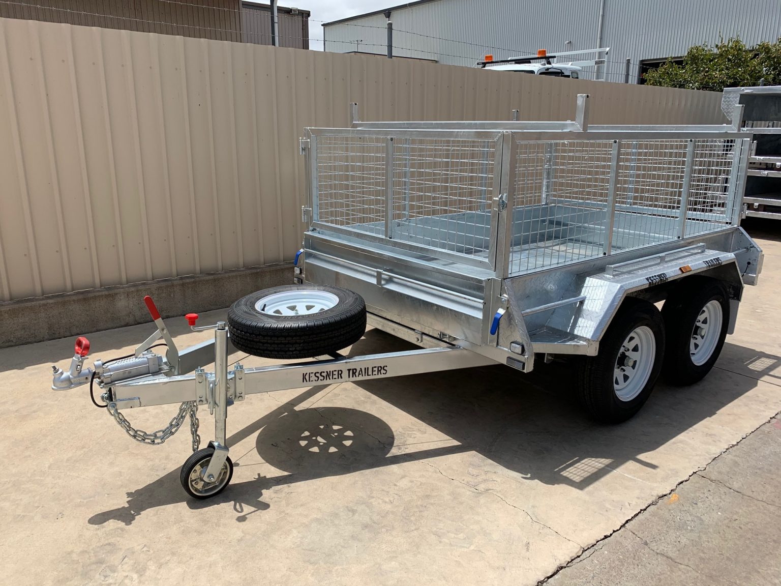 1999 KGS- HEAVY DUTY TANDEM + CAGE - Kessner Trailers | Trailer Sales ...