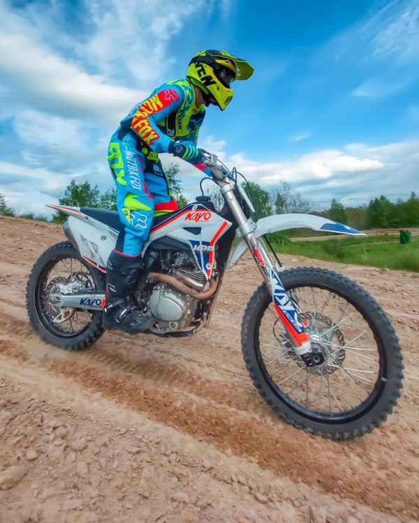 T4 250 Racing Dirt Bike - Image 3